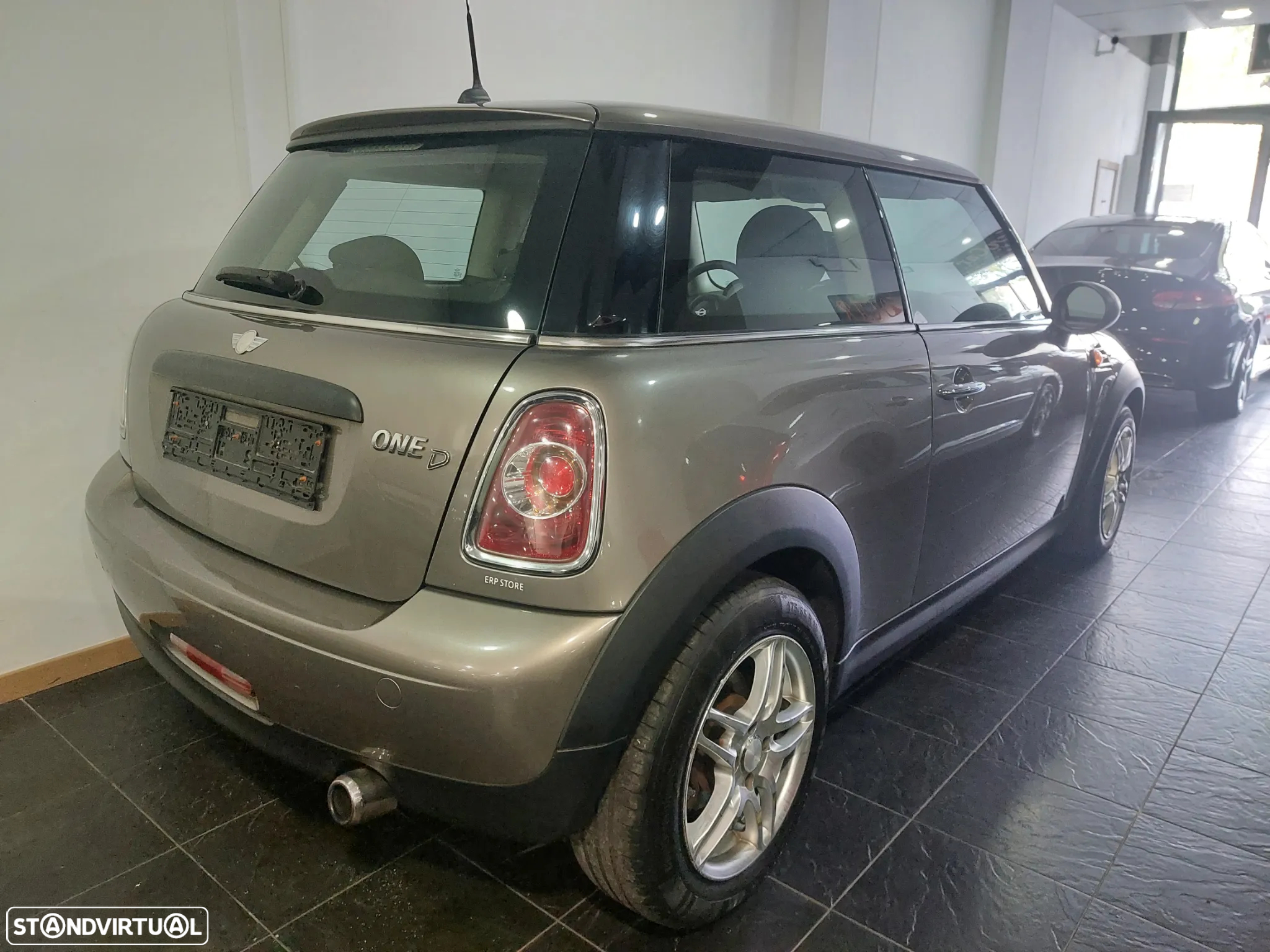 MINI 3 Portas One D - 2