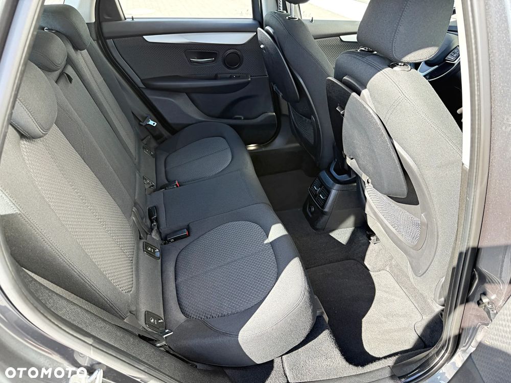 BMW Seria 2 216d Luxury Line - 39