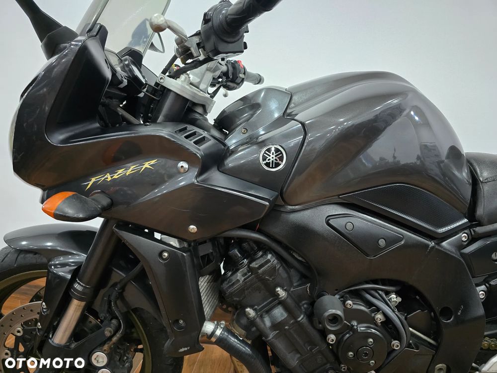 Yamaha FZ - 18