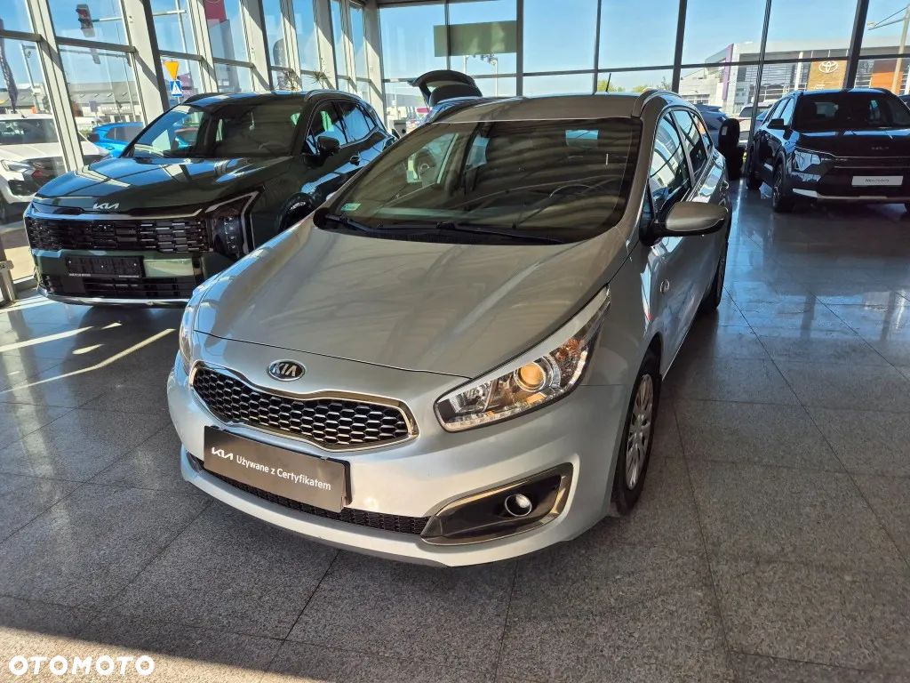 Kia Ceed Cee'd 1.6 GDI M - 1