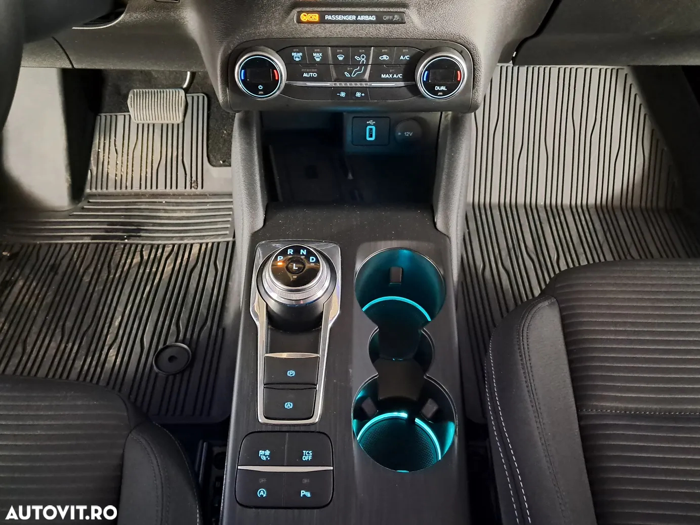 Ford Focus - 16