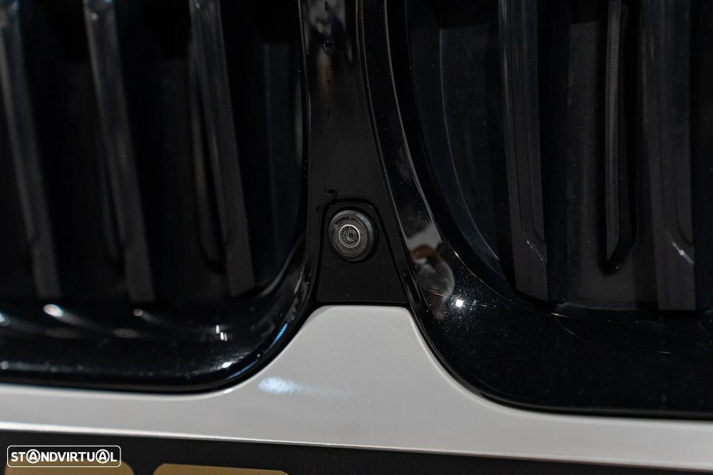 BMW 330 e Touring Pack M Auto - 43