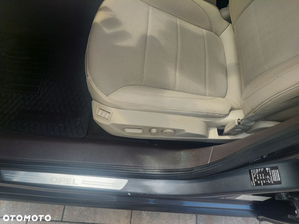 Opel Insignia 2.0 CDTI Cosmo ecoFLEX - 14