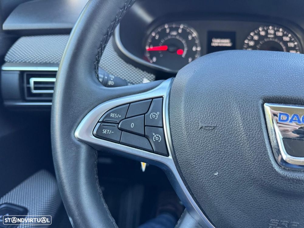 Dacia Sandero - 31