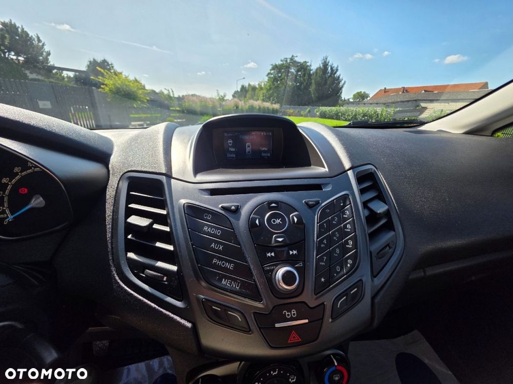 Ford Fiesta - 16