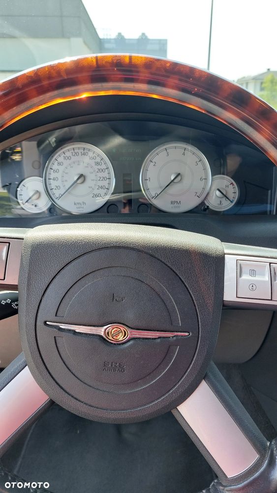 Chrysler 300C 3.5 V6 - 7