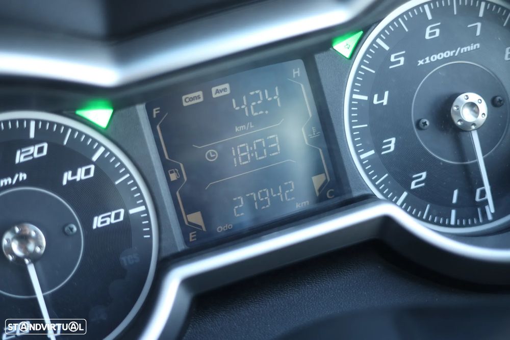 Yamaha X-Max 300 ABS e TCS - 6