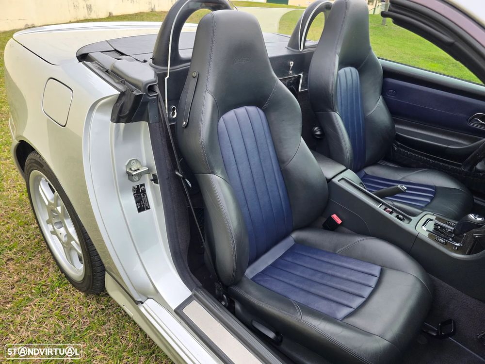 Mercedes-Benz SLK 32 AMG - 5