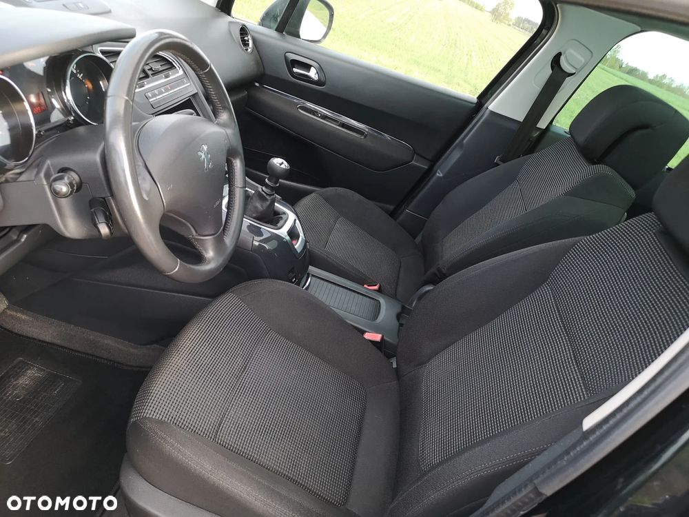 Peugeot 5008 155 THP Allure - 24