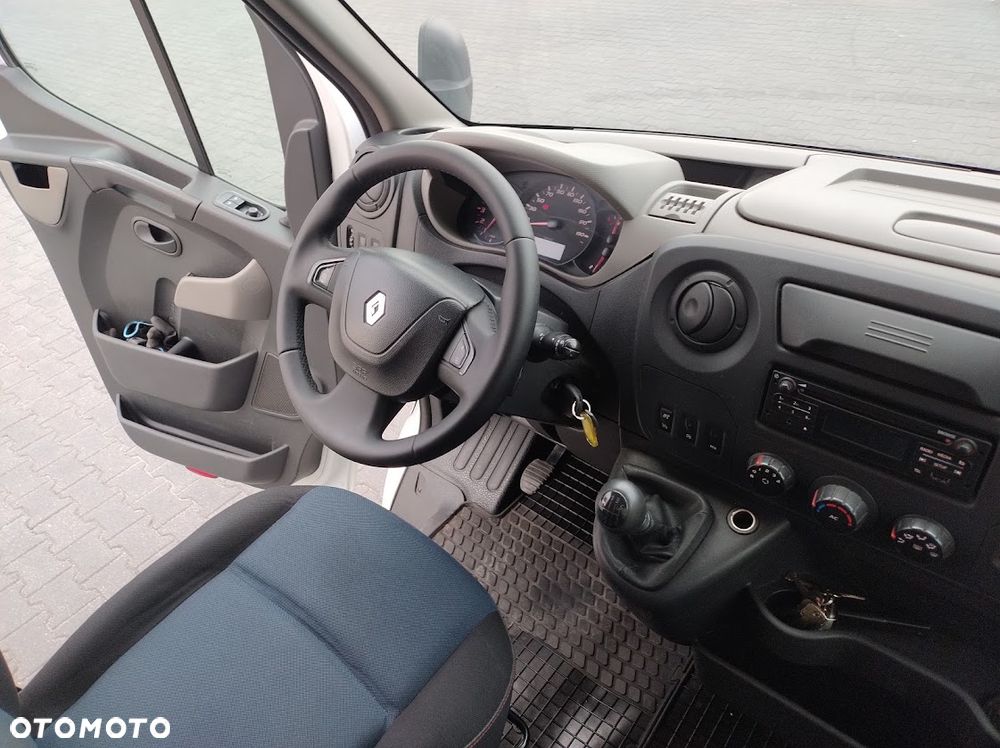 Renault Master - 15