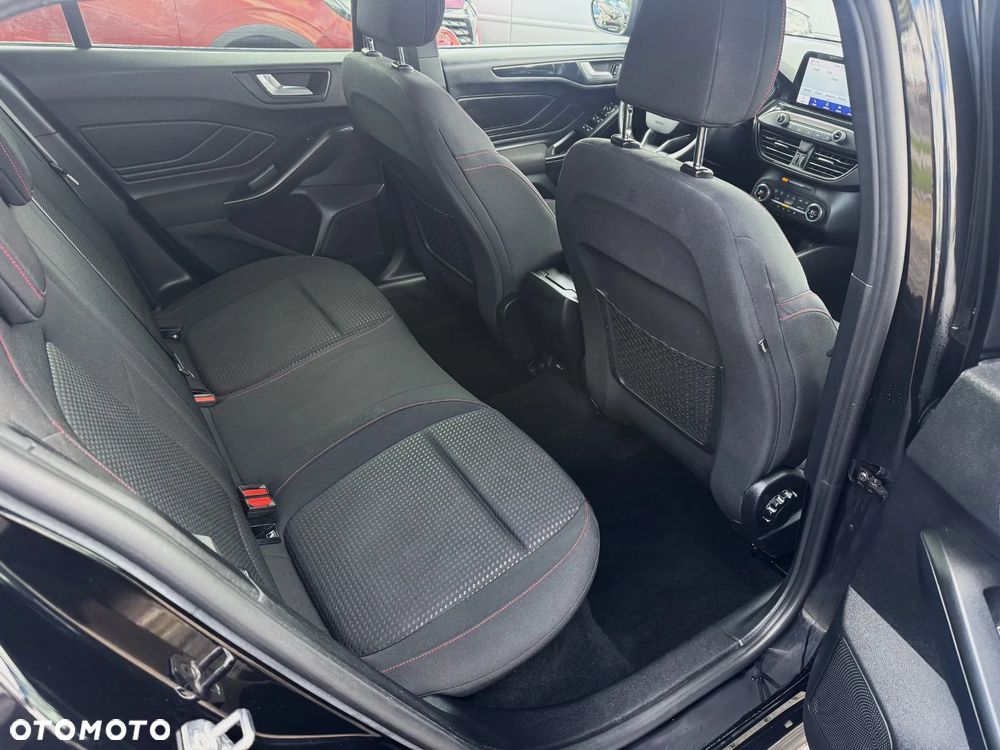Ford Focus 2.0 TDCi ST-Line Black ASS PowerShift - 11