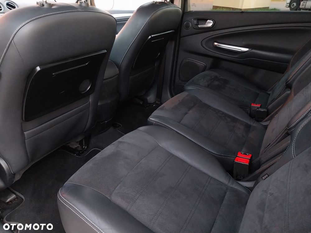 Ford S-Max 2.0 TDCi DPF Titanium - 17