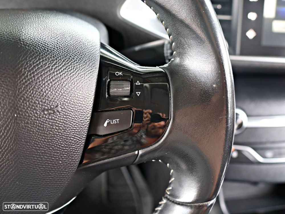 Peugeot 308 1.6 BlueHDi Active J17 - 40