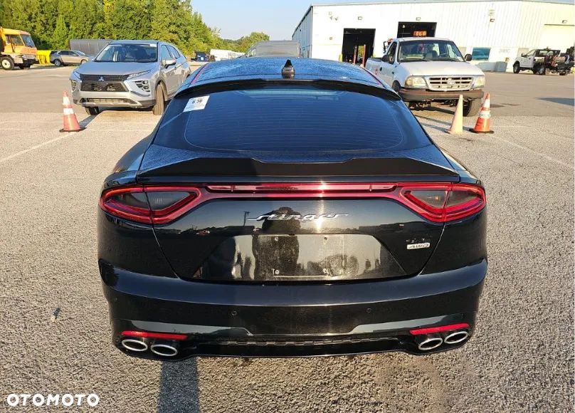 Kia Stinger 3.3 T-GDI AWD GT - 6