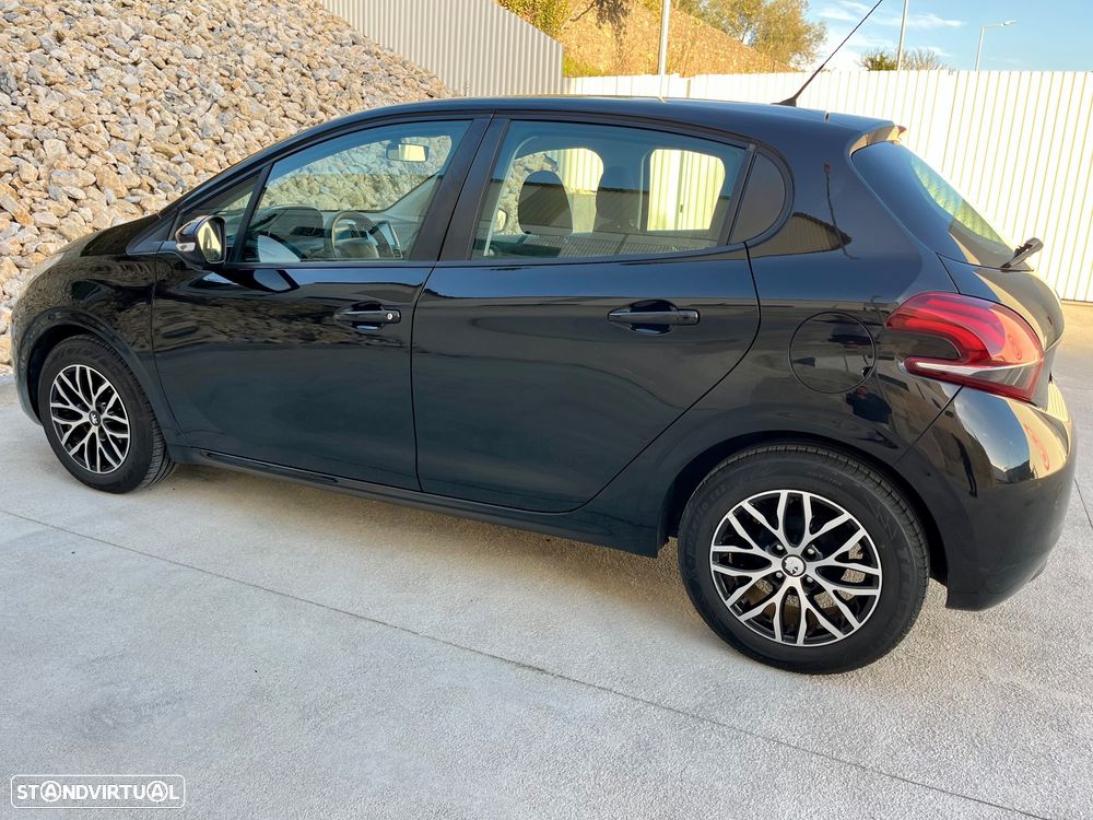 Peugeot 208 1.6 BlueHDi Allure - 25