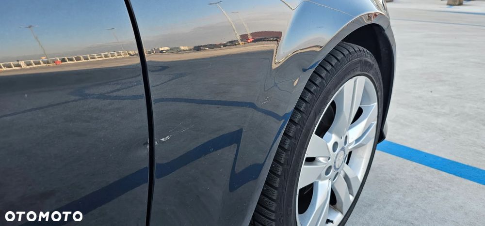 Mercedes-Benz Klasa C 250 CDI DPF 4Matic (BlueEFFICIENCY) 7G-TRONIC Avantgarde - 21