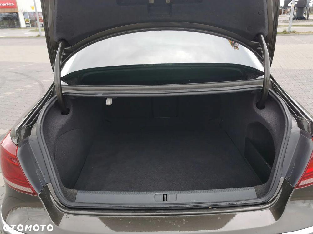 Volkswagen CC 2.0 TDI DPF BMT - 17