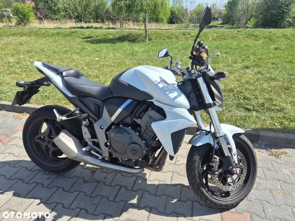 Honda CB - 1
