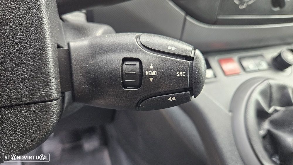 Citroën Berlingo 1.6 BlueHDi L1 Club 3L - 23