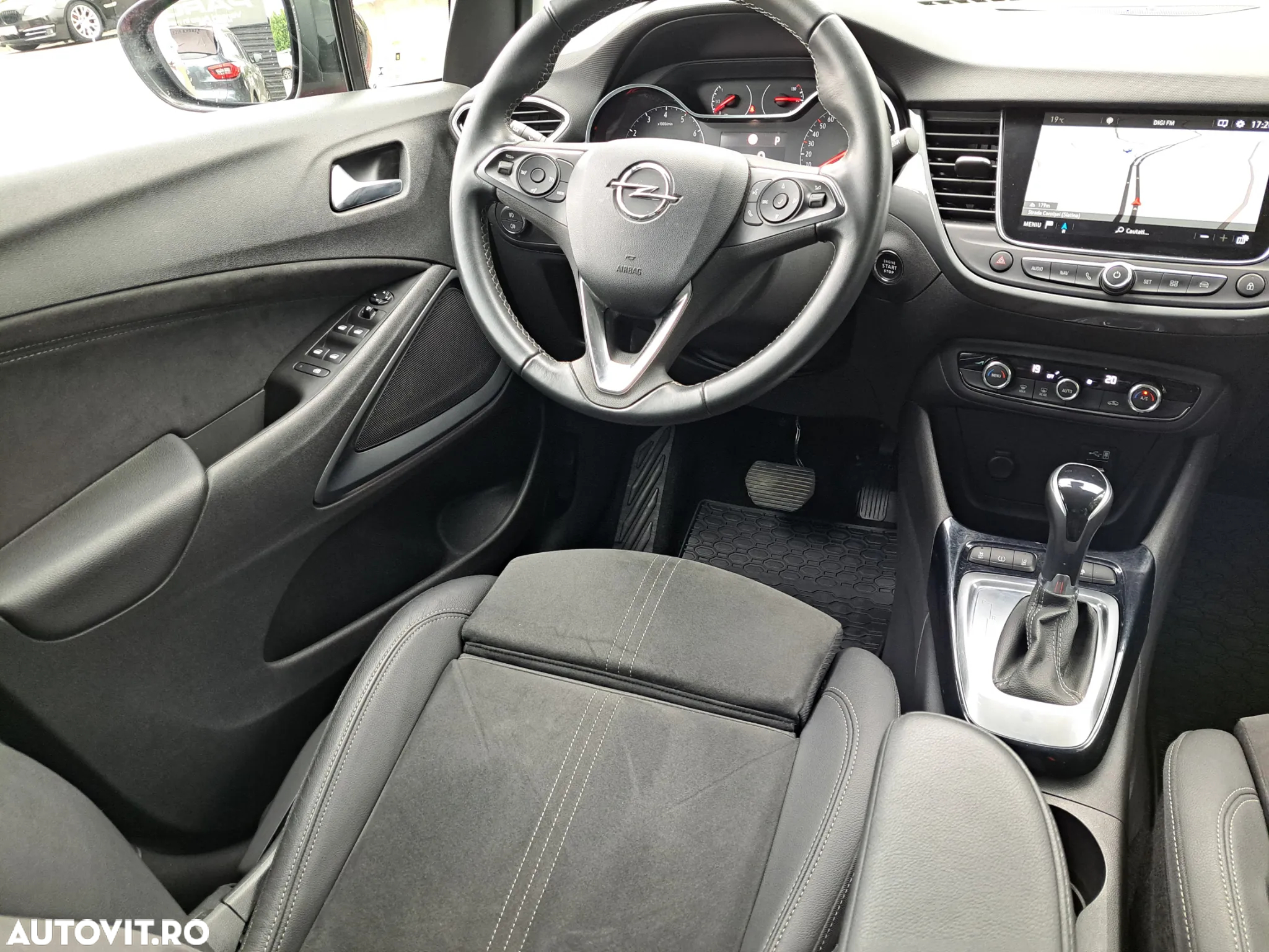 Opel Crossland 1.2 Automatik GS Line - 21