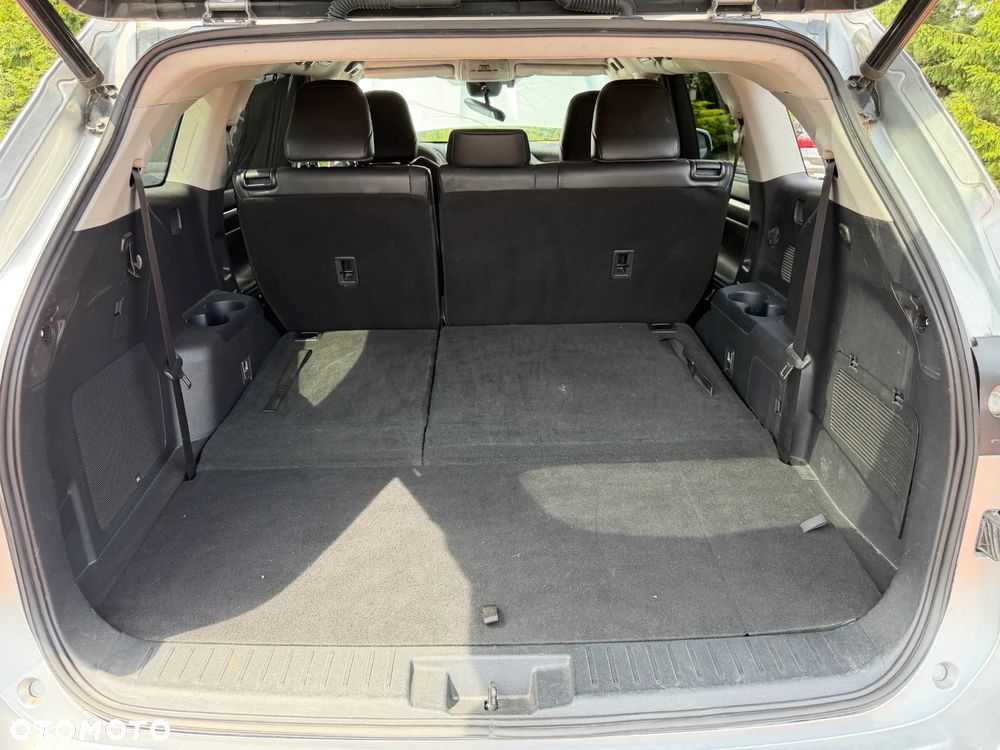 Toyota Highlander 2.5 Hybrid Executive - 35