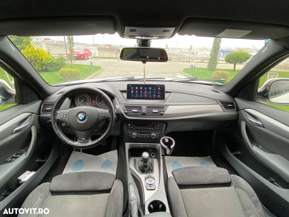 BMW X1 sDrive20d - 10