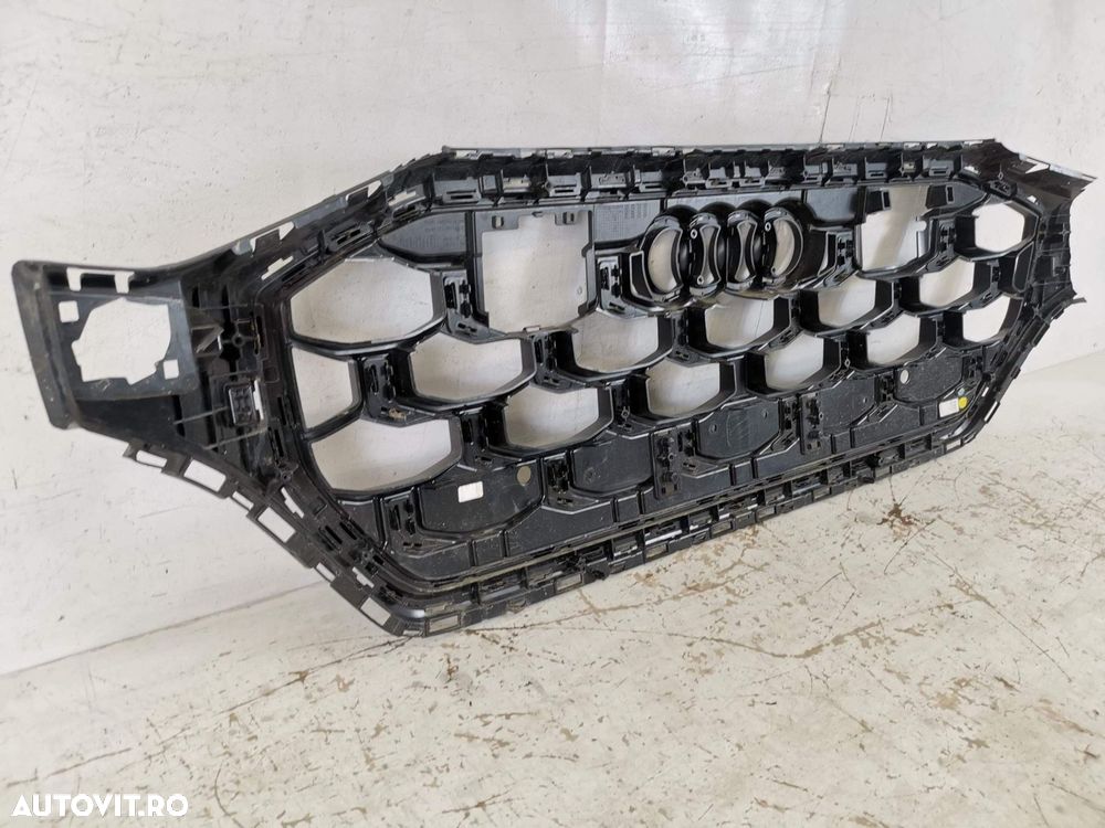 Grila Radiator Audi Q8 1 2018 2019 2020 2021 2022 Originala Avariata - 6