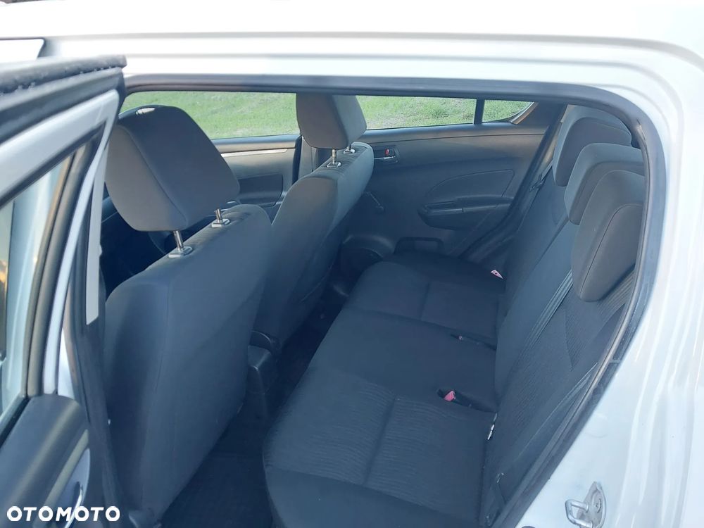 Suzuki Swift 2012