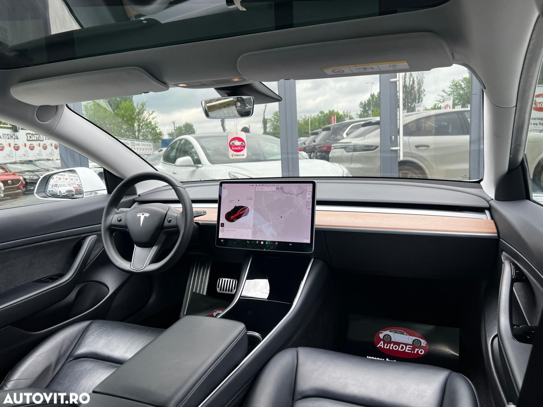 Tesla Model 3 - 6