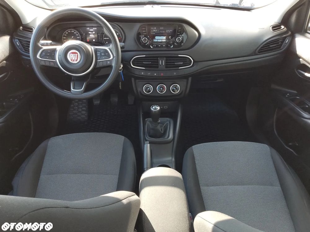Fiat Tipo 1.0 T3 - 13