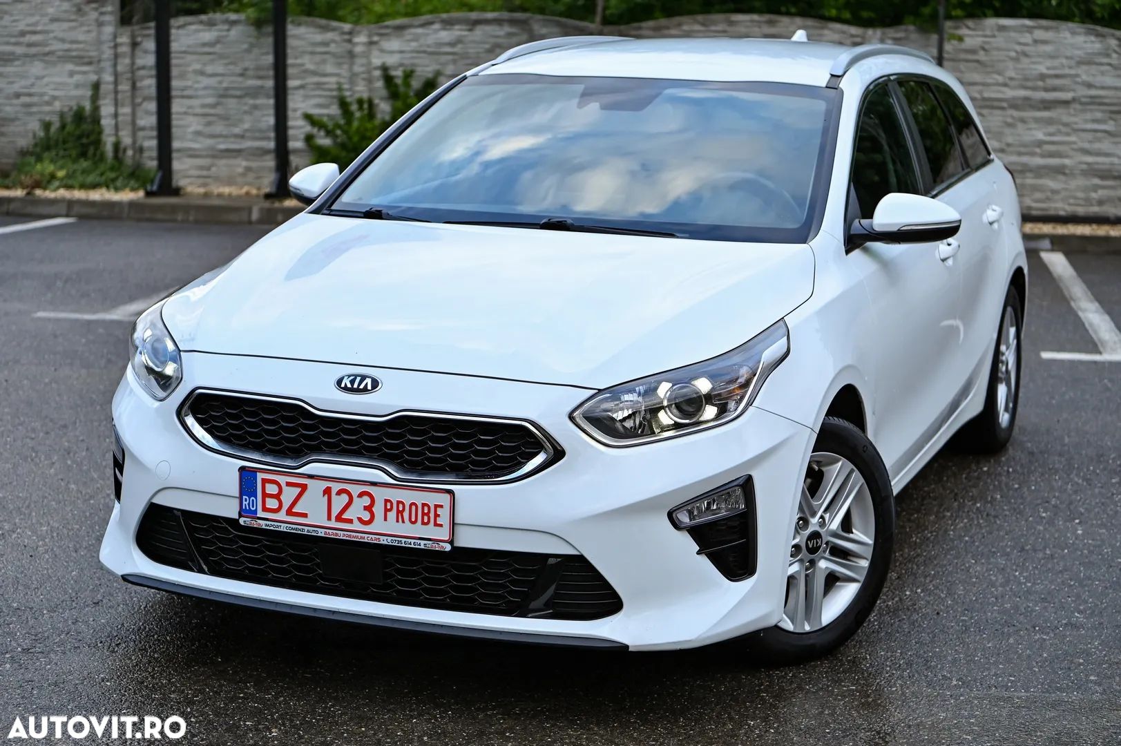 Kia Ceed - 1