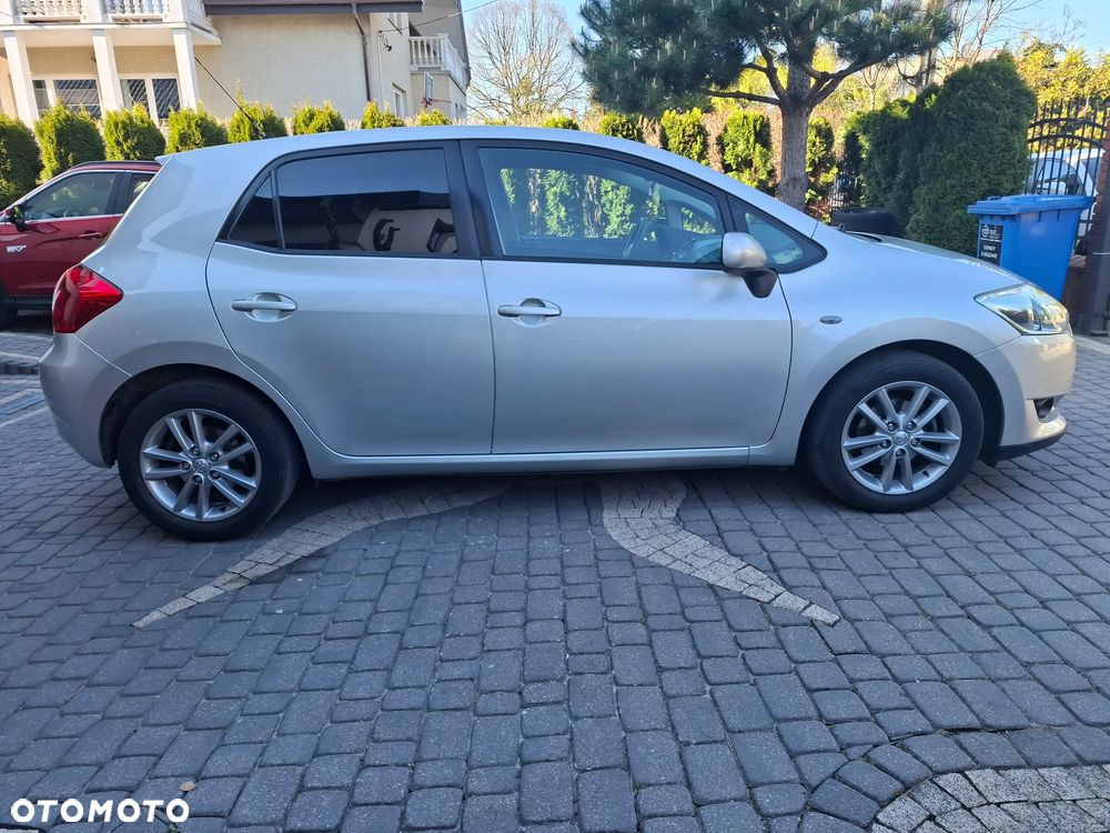 Toyota Auris - 8