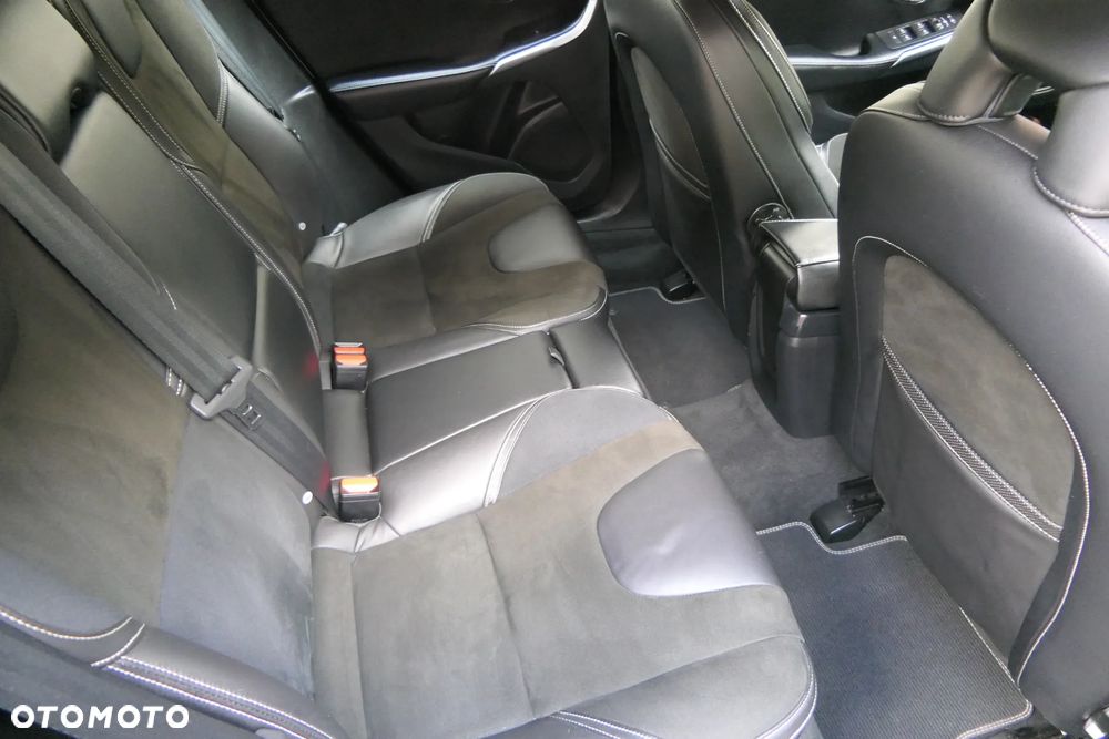 Volvo V40 D2 RDesign - 33