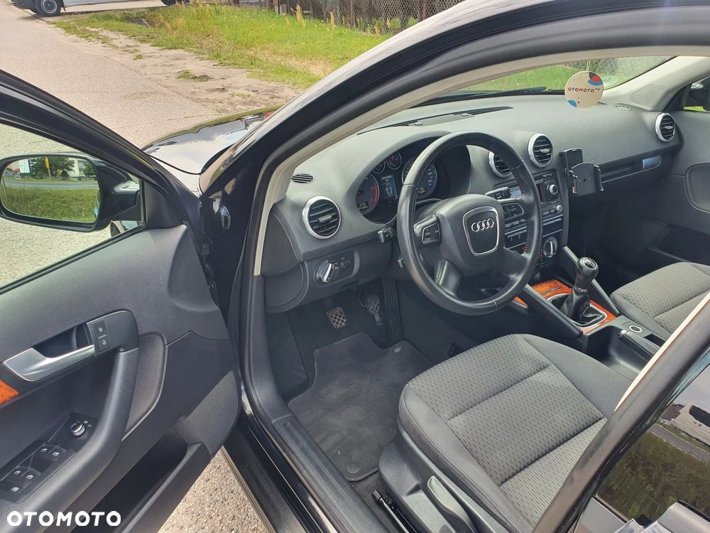 Audi A3 Sportback 1.6 TDI Ambition - 9