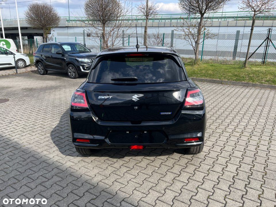Suzuki Swift - 5