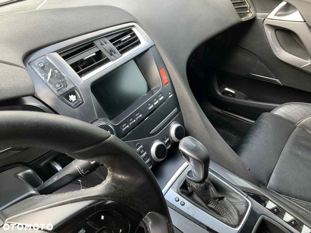 Citroën DS5 BlueHDi 120 EAT6 - 22