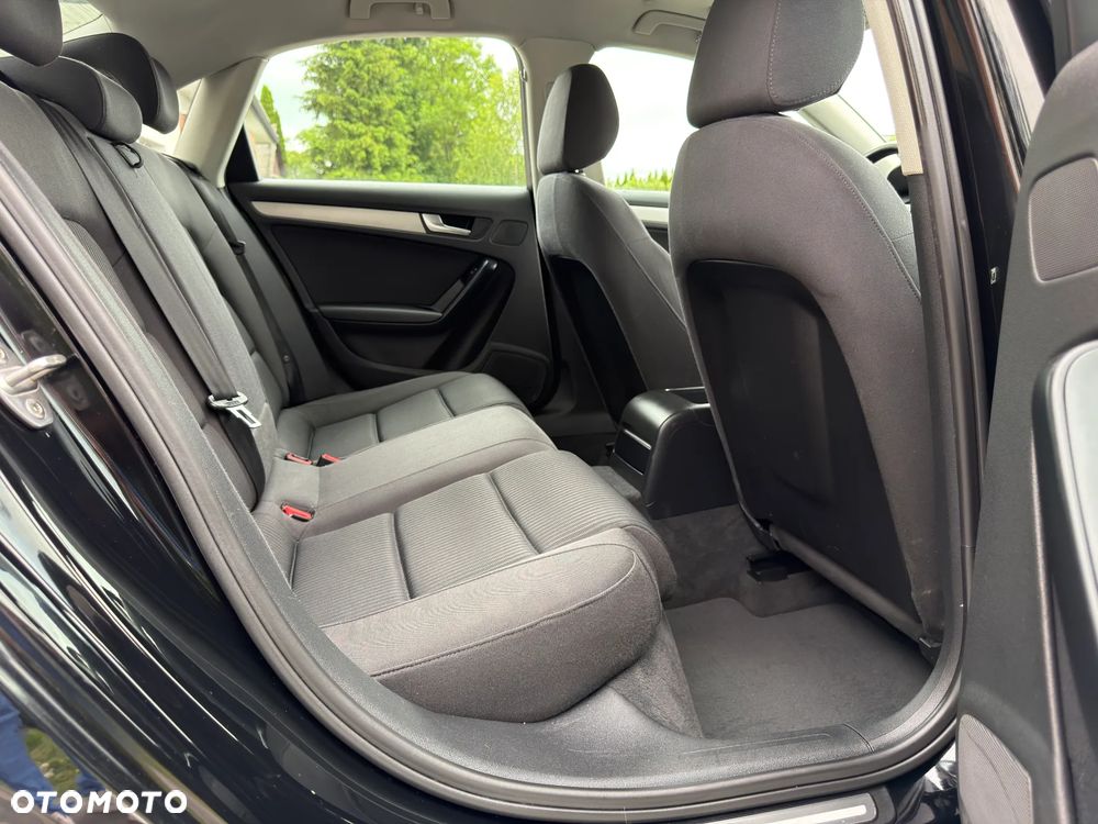 Audi A4 Limousine 1.8 TFSI Ambiente - 37