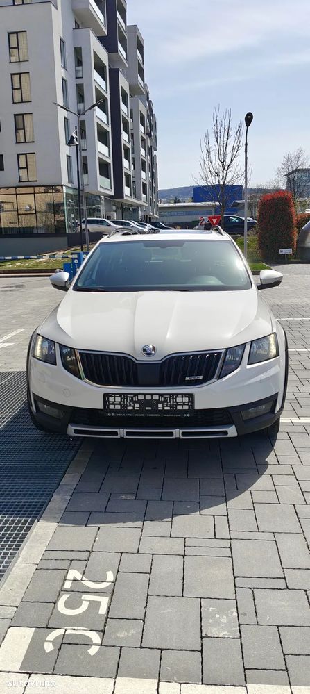 Skoda Octavia 2.0 TSI DSG 4x4 Scout - 1