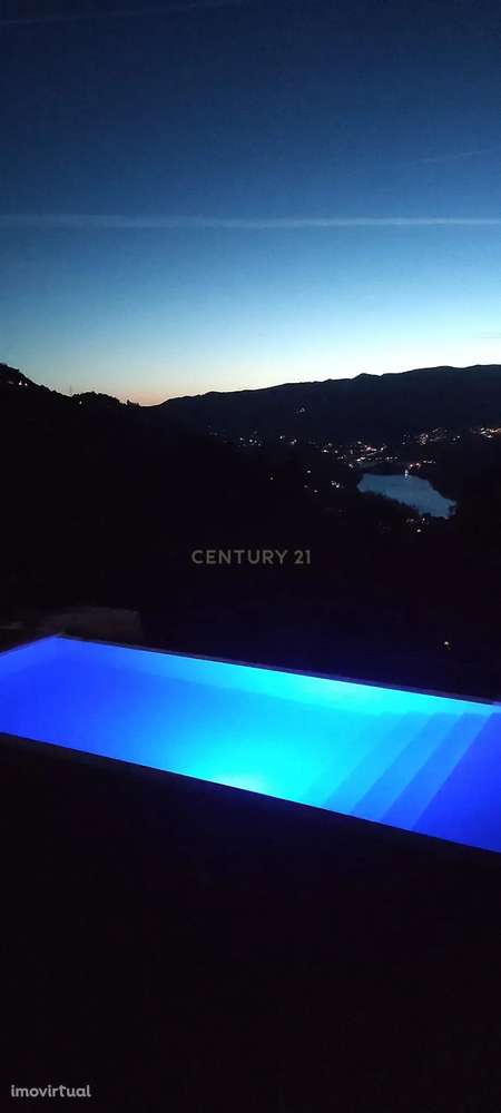 Encantadora Moradia T3 Térrea na zona do geres Vistas Rio , Piscina e - Grande imagem: 4/42