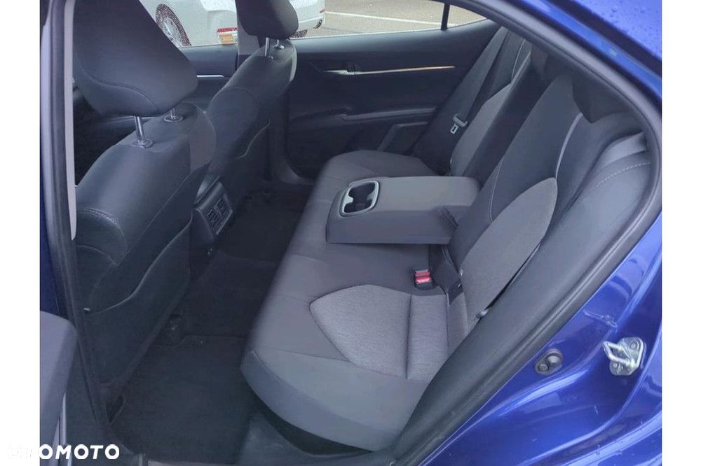 Toyota Camry 2.5 Hybrid Comfort CVT - 17