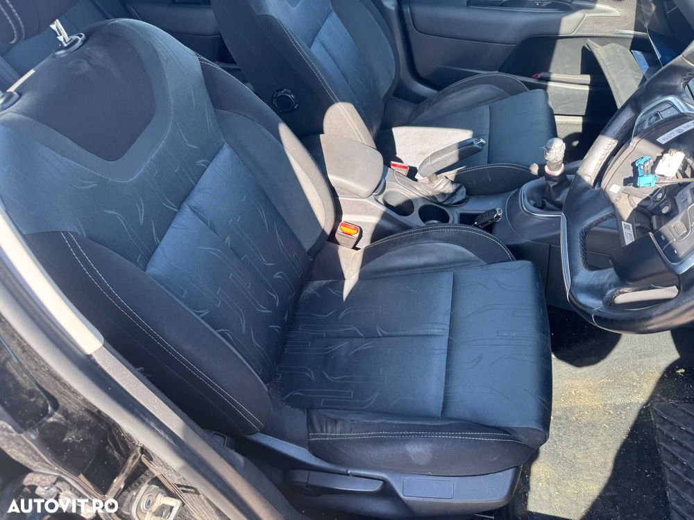Dezmembrari Dezmembrez Piese piesa Dez Citroen C4 an 2013 euro 5 1,6 d - 14