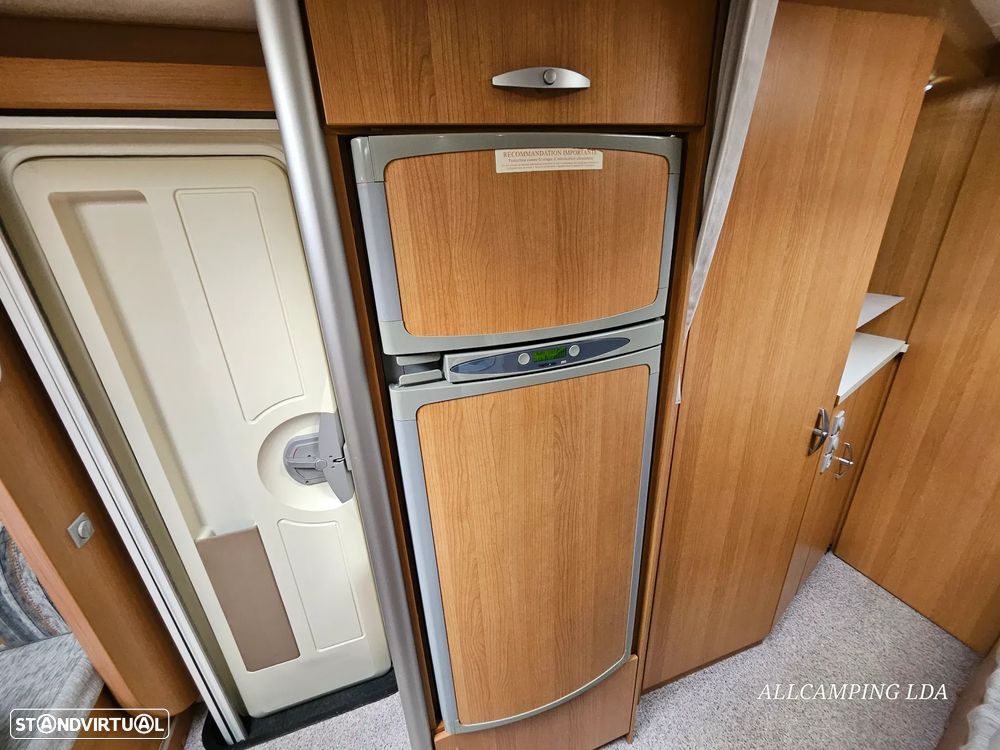 Knaus Sport TI CAMA FRANCESA SALÃO FACE TO FACE - 41