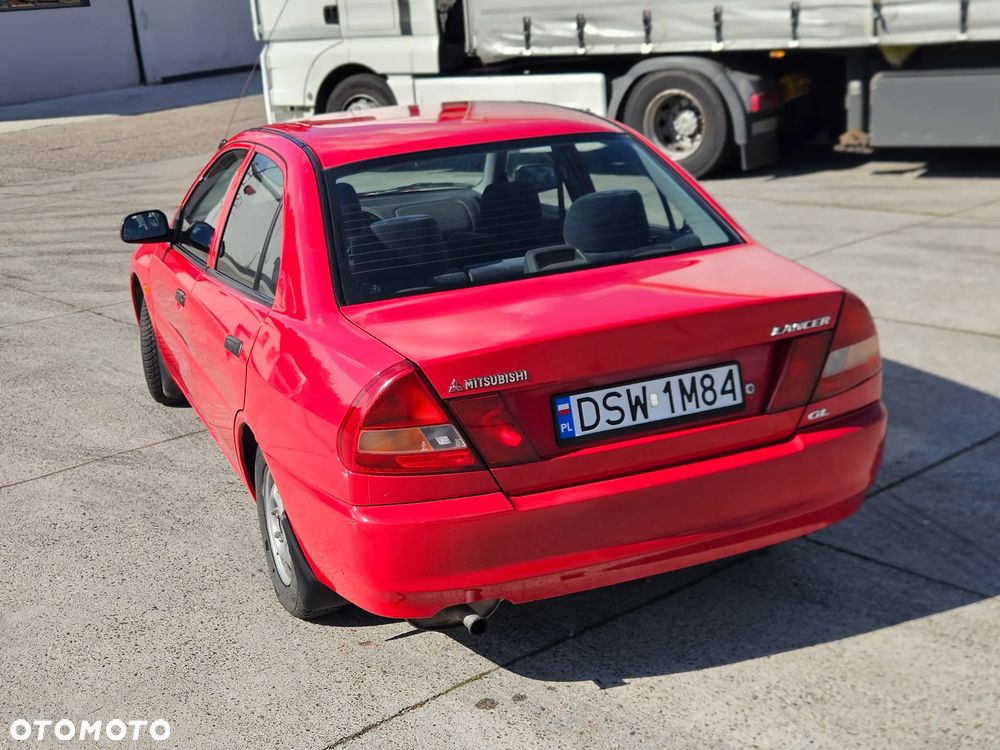 Mitsubishi Lancer 1300 GL - 6