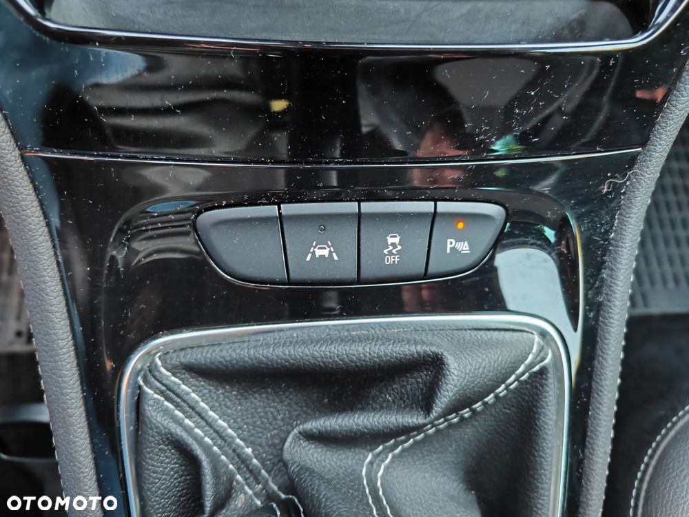 Opel Astra 1.6 CDTI Elite - 10