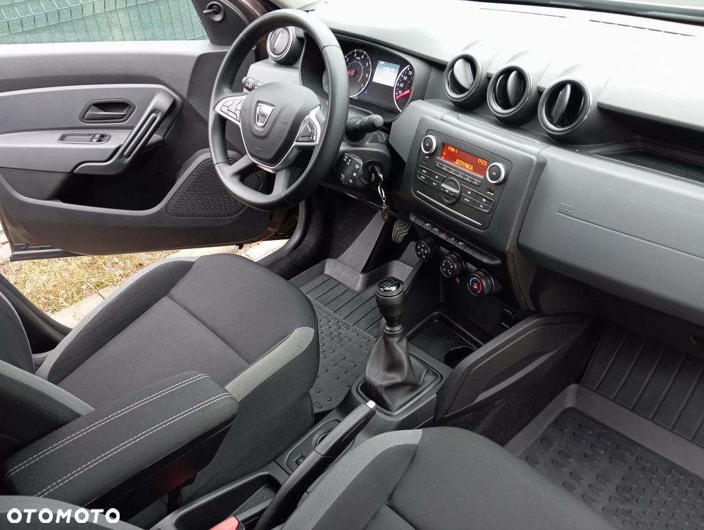 Dacia Duster 1.6 SCe Laureate S&S - 27