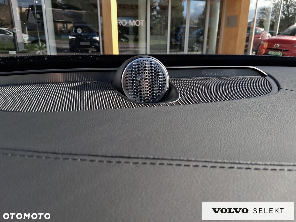 Volvo XC 90 - 23
