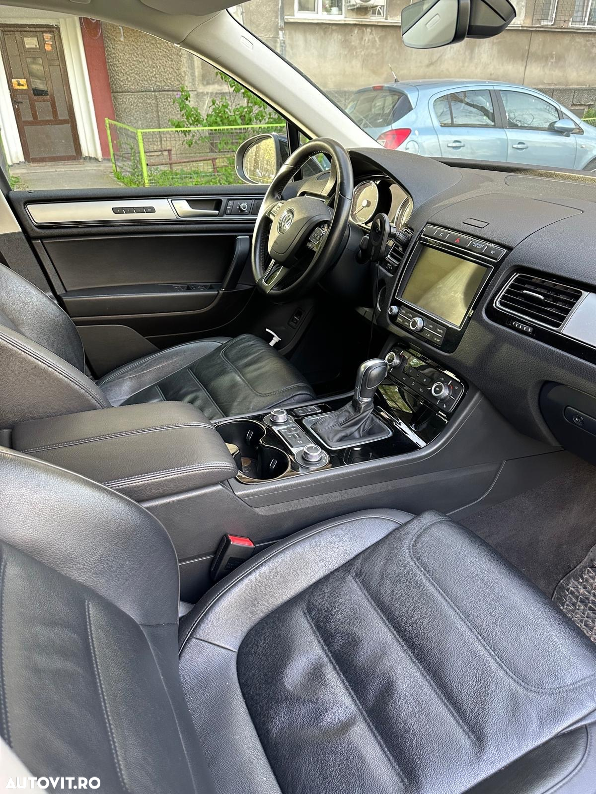 Volkswagen Touareg V6 TDI BMT Supreme Plus - 11