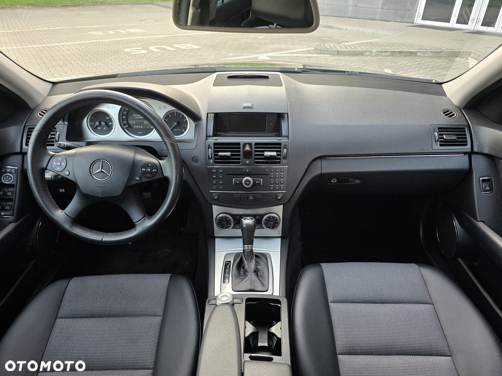 Mercedes-Benz Klasa C 200 (BlueEFFICIENCY) 7G-TRONIC Elegance - 9
