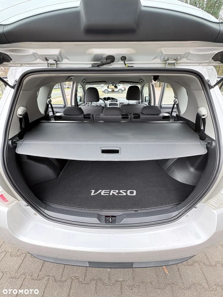 Toyota Verso - 10