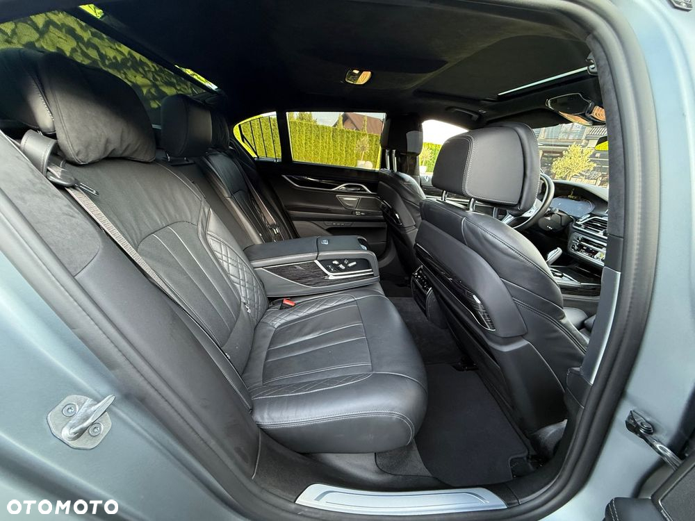 BMW Seria 7 740d xDrive sport - 5